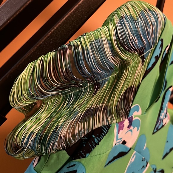 VERSACE x H&M LIMITED EDITION DRESS - Picture 6 of 15